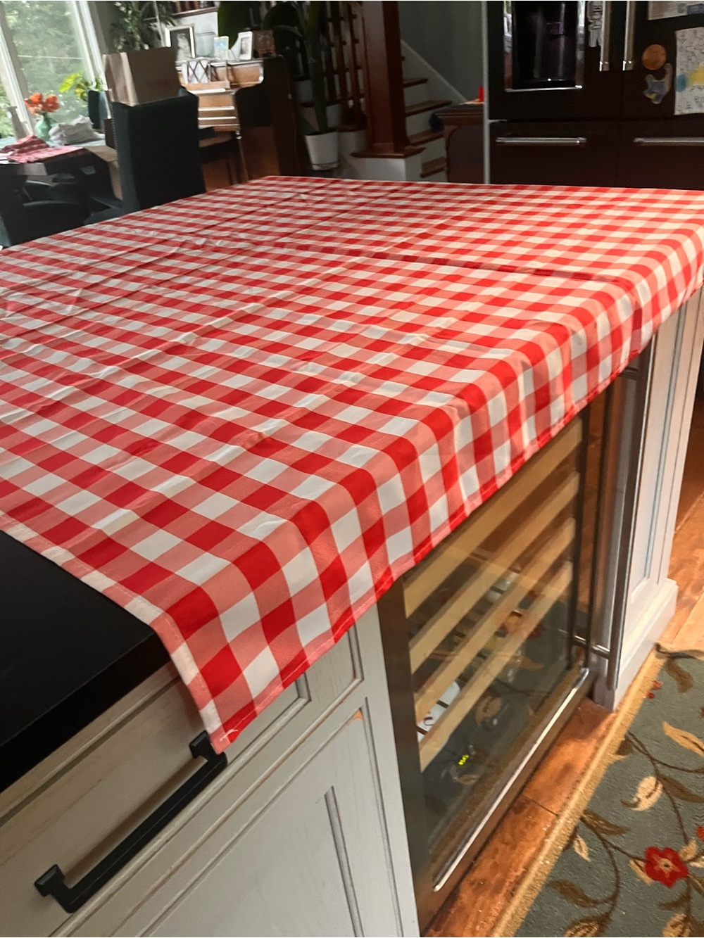 Red Gingham Tablecloth runners, overlays, and napkins - Polyvinyl - Picture 5 of 10